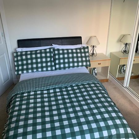 Apartament Basic 2 Bed Kings St View Apt Aberdeen Zewnętrze zdjęcie